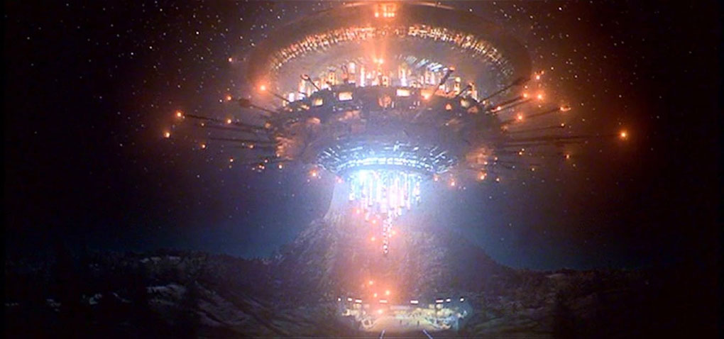 The Mothership arrives in Close Encounters of the Third Kind