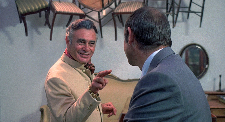 Martin Balsam as the colourful Tommy
