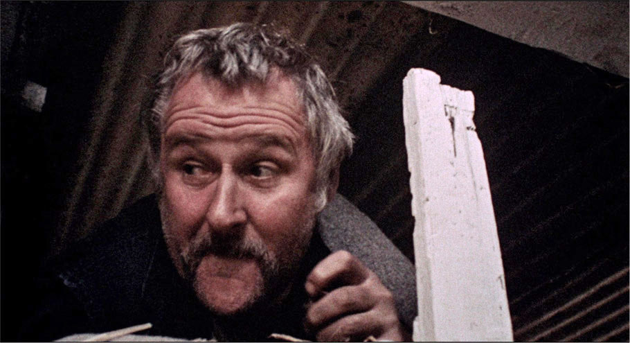 Peter Vaughan as Aufret in The Blockhouse