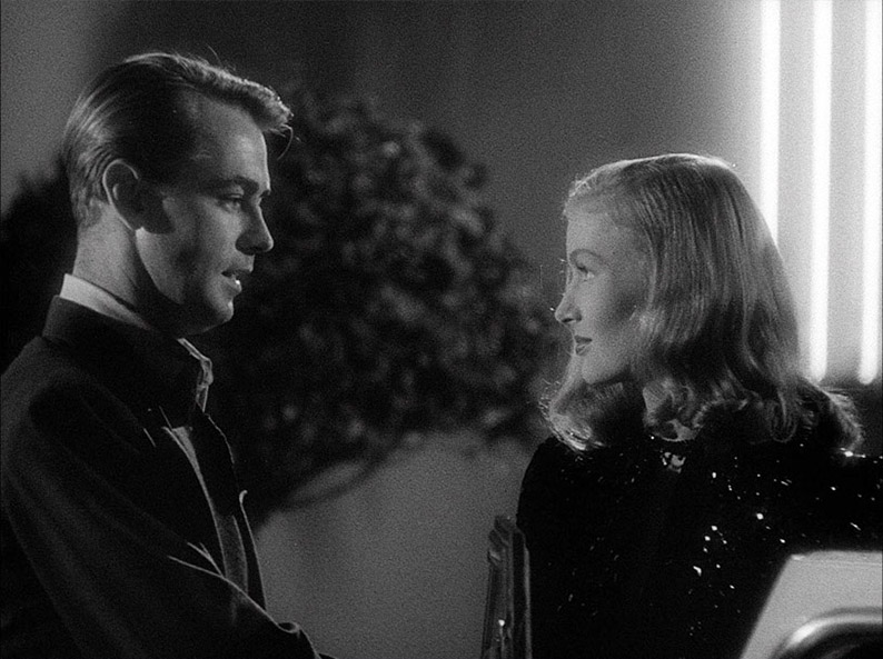 Alan Ladd goes noir in The Blue Dahlia