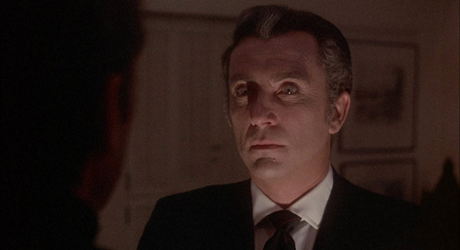 Robert Quarry as Count Yorga after the séance