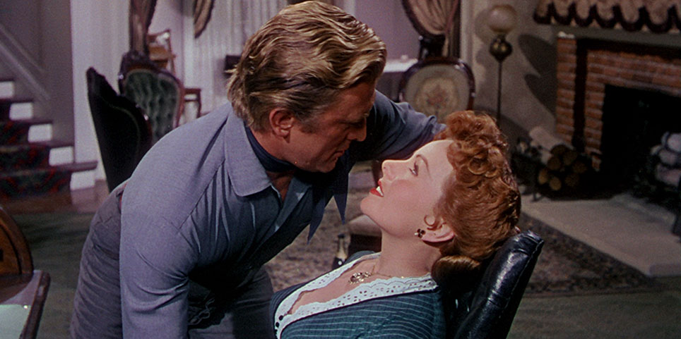Dempsey seduces Reed, or so he thinks