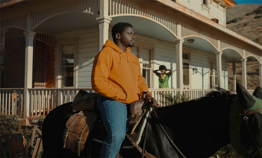 Daniel Kaluuya as OJ Haywood and Keke Palmer as his sisterEmerald