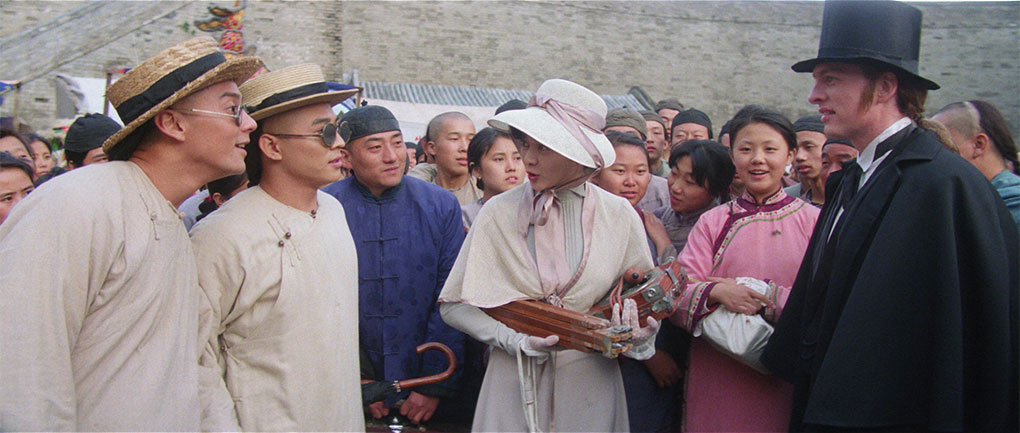 Wong and Leung Foon aree introduced to Tomansky