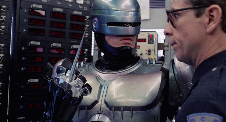 RoboCop uses his alarming data connector