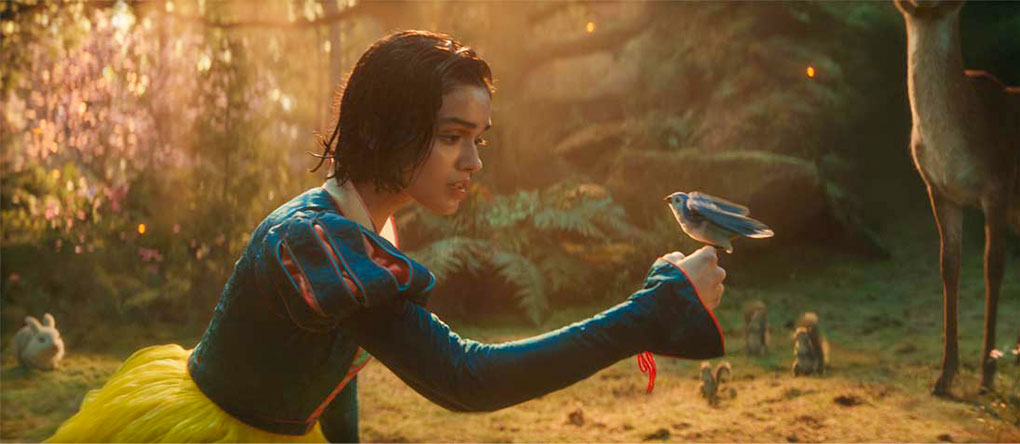 Snow White finds a friend