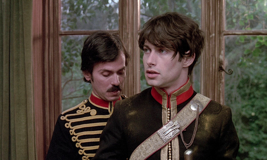 Bruce Robinson as Lieutenant Pinson in The Story of Adèle H.