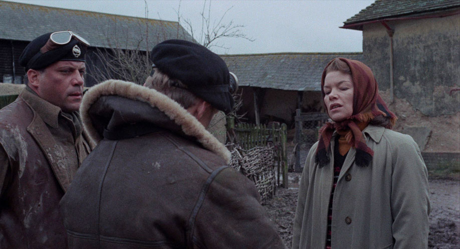 Oliver Reed and Glenda Jackson