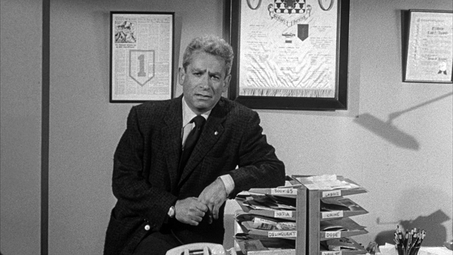 Fuller himself in the trailer for Underworld U.S.A.